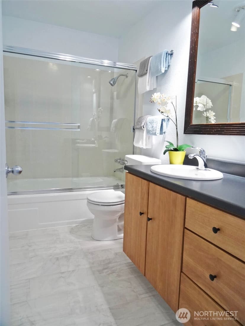 Property photo for 343 4th Avenue #D, Kirkland photo 14