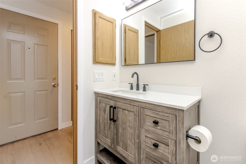 Property photo for 17311 119th LN SE J#3, Renton photo 28