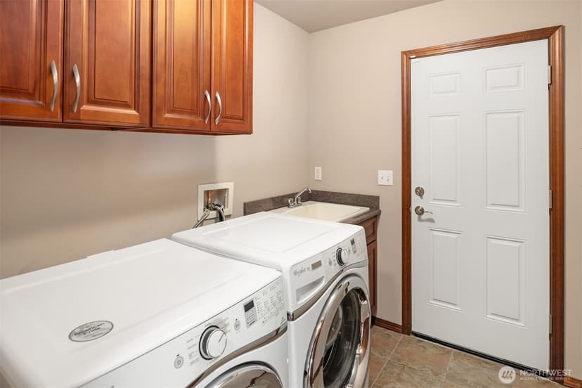 Property photo for 4705 S Oregon Street, Seattle photo 29