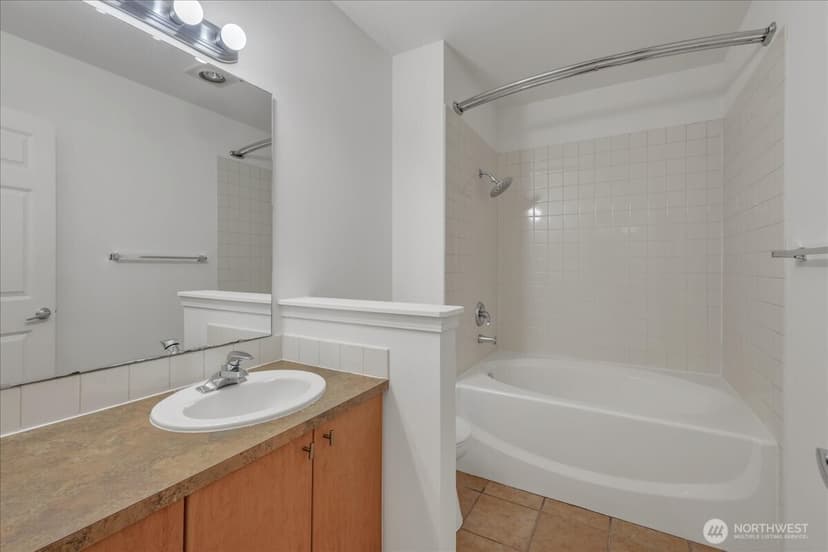 Property photo for 18 Dravus Street #207, Seattle photo 16