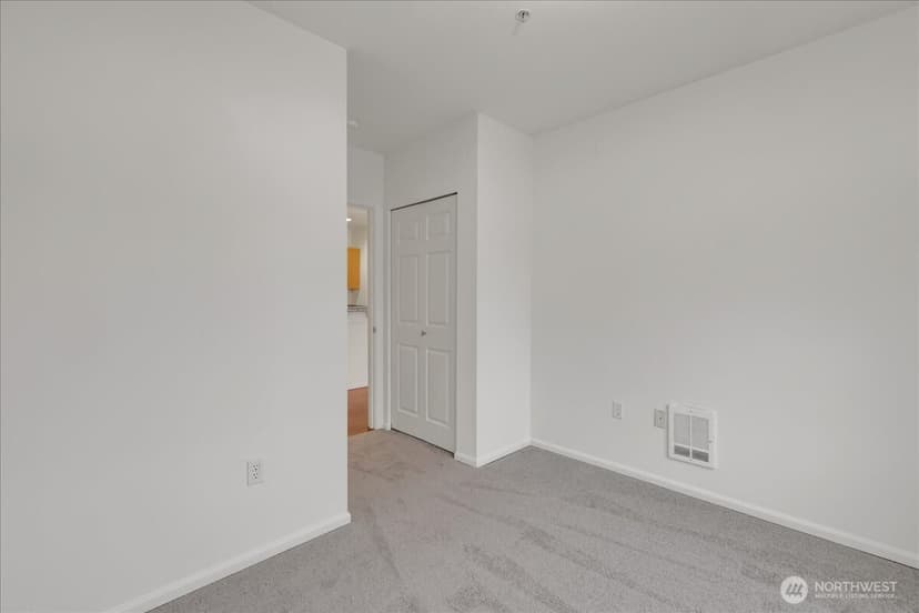 Property photo for 18 Dravus Street #207, Seattle photo 19