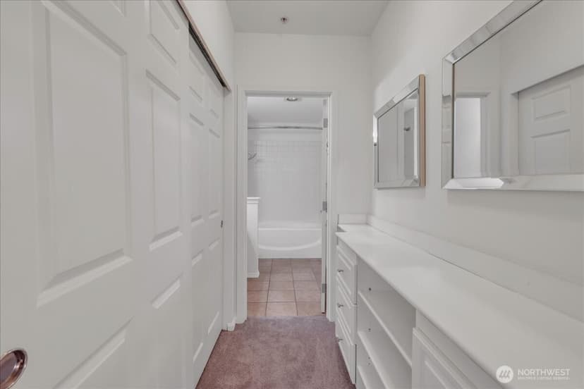 Property photo for 18 Dravus Street #207, Seattle photo 15