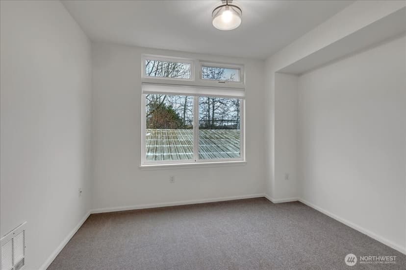 Property photo for 18 Dravus Street #207, Seattle photo 18