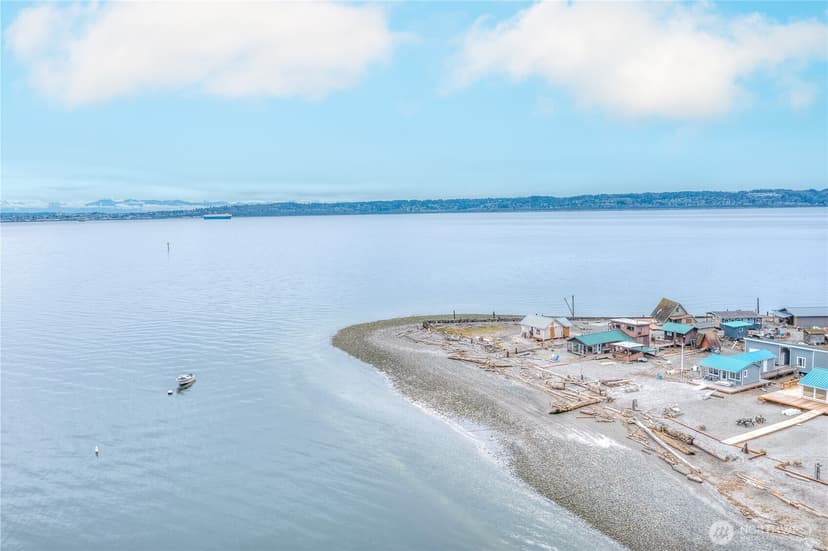 Property photo for 15 U Snoqualmie Ave., Hat Island photo 27