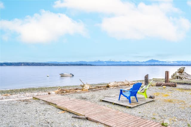 Property photo for 15 U Snoqualmie Ave., Hat Island photo 4