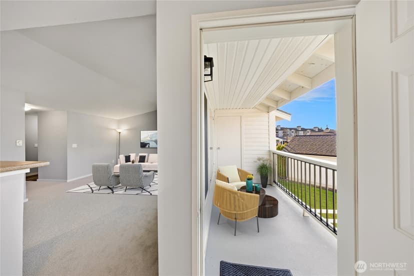 Property photo for 12404 E Gibson Road #G202, Everett photo 19