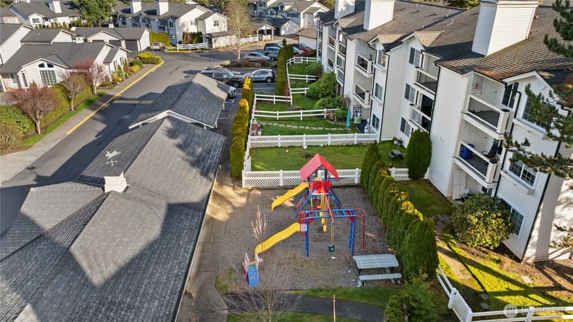 Property photo for 12404 E Gibson Road #G202, Everett photo 37