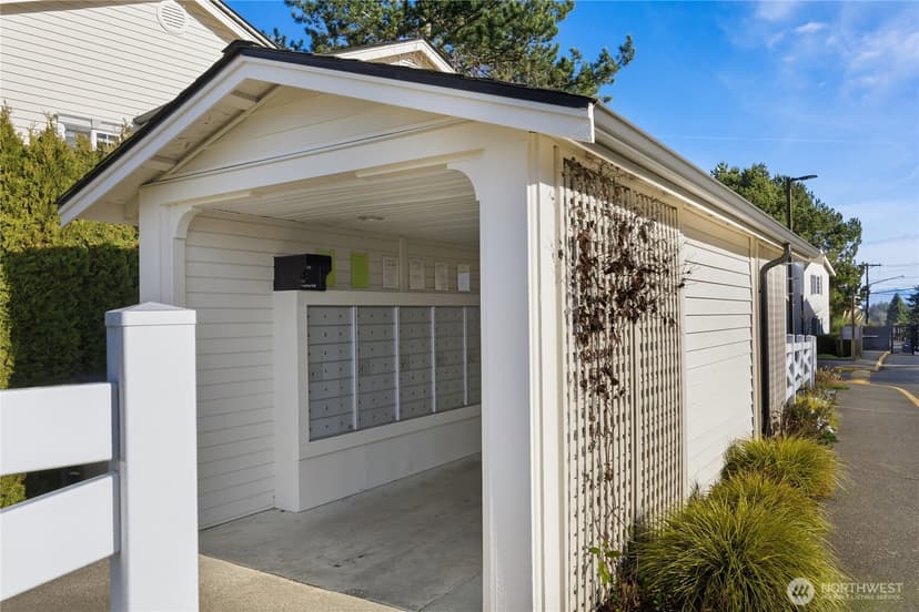 Property photo for 12404 E Gibson Road #G202, Everett photo 38