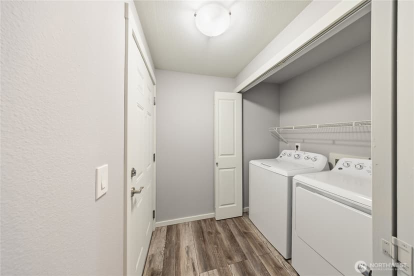 Property photo for 12404 E Gibson Road #G202, Everett photo 27