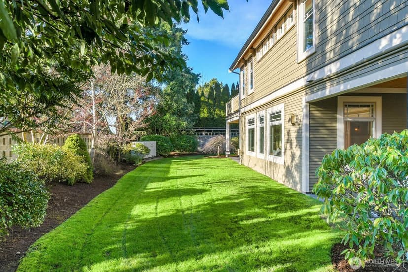 Property photo for 4905 NE Park Place, Seattle photo 37
