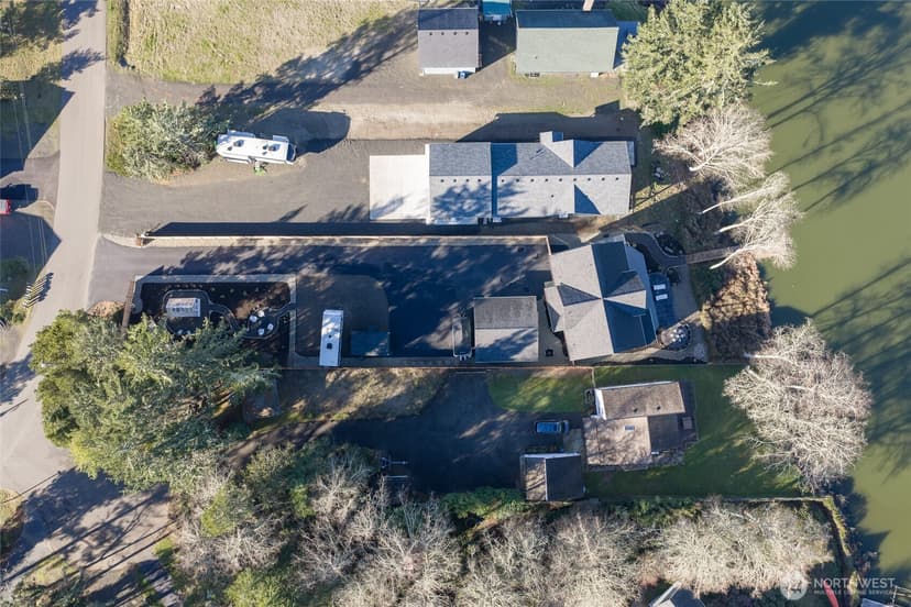 Property photo for 792 Falls of Clyde Loop SE, Ocean Shores photo 33