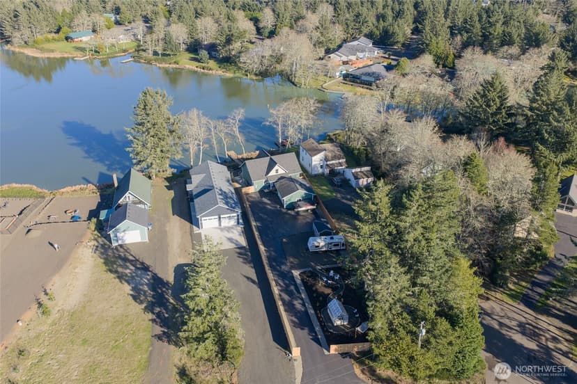Property photo for 792 Falls of Clyde Loop SE, Ocean Shores photo 35