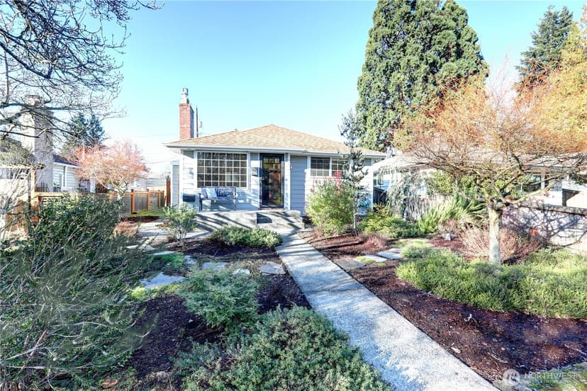 Property photo for 7943 31st Avenue SW, Seattle photo 2