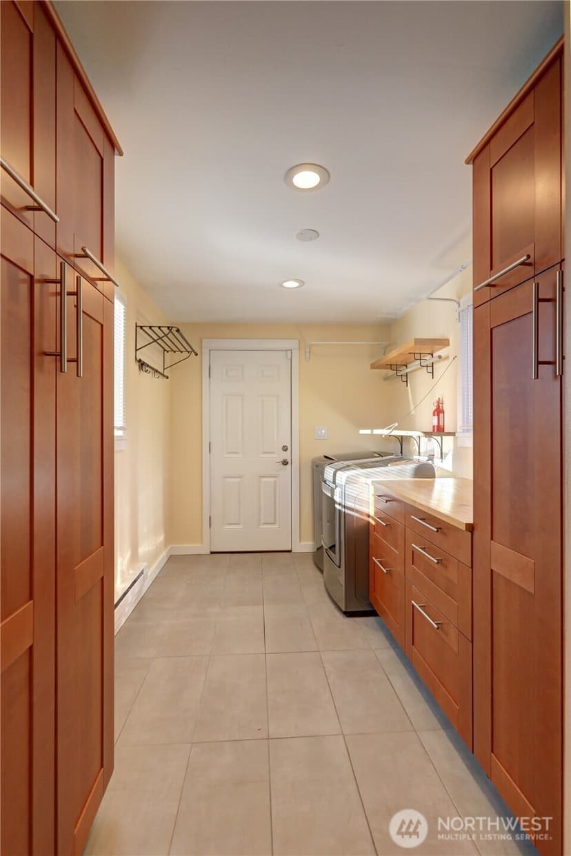 Property photo for 7943 31st Avenue SW, Seattle photo 13