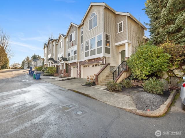 Property photo for 15509 132nd Place NE #3E, Woodinville photo 4