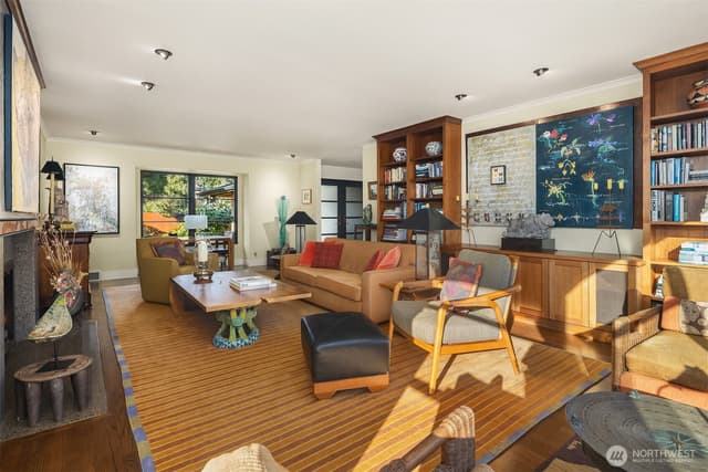 Property photo for 1561 Magnolia Boulevard W, Seattle photo 5
