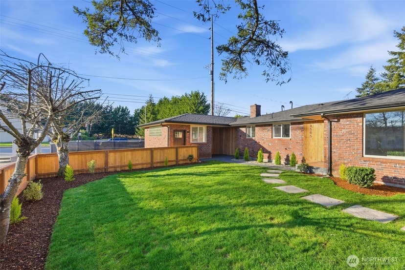 Property photo for 8505 Bridgeport Way SW, Lakewood photo 24