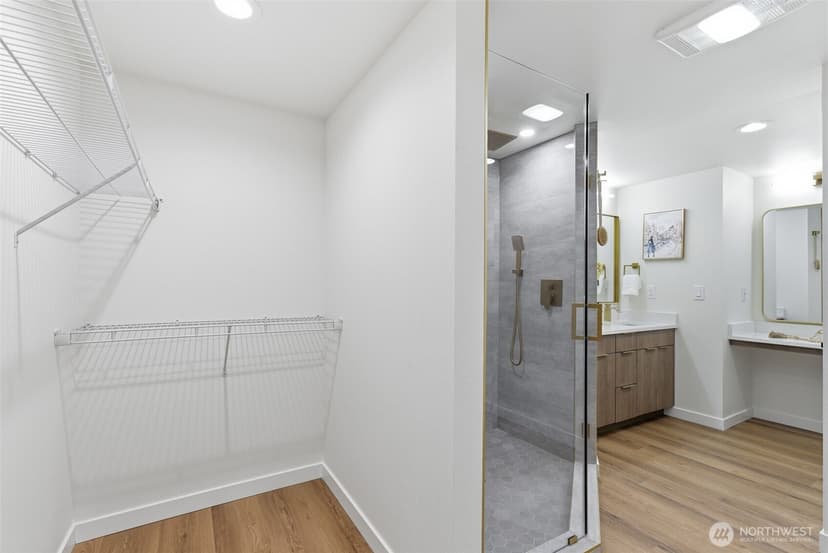 Property photo for 8505 Bridgeport Way SW, Lakewood photo 13