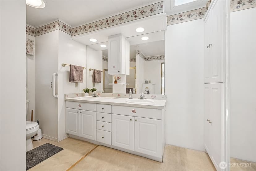 Property photo for 201 Union Avenue SE #35, Renton photo 18