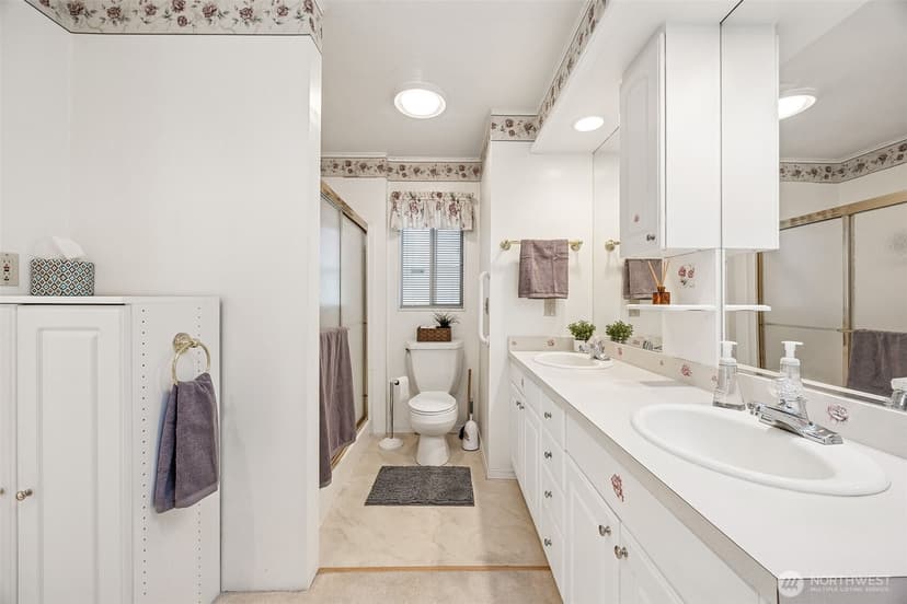 Property photo for 201 Union Avenue SE #35, Renton photo 17