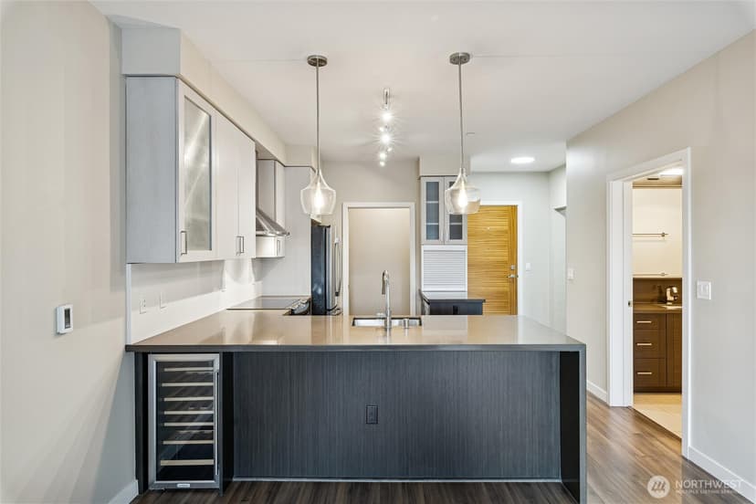 Property photo for 1760 NW 56th Street #310, Seattle photo 9