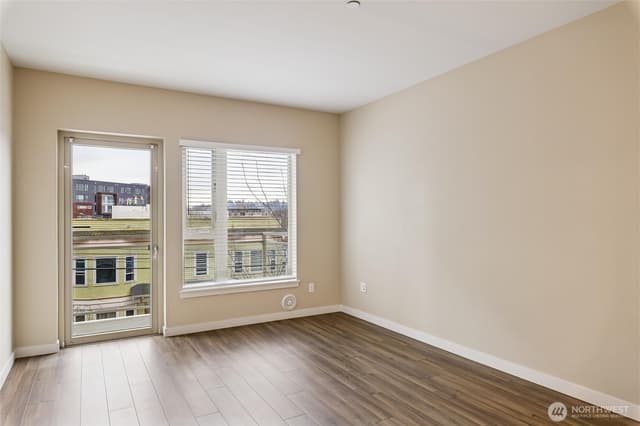 Property photo for 1760 NW 56th Street #310, Seattle photo 3