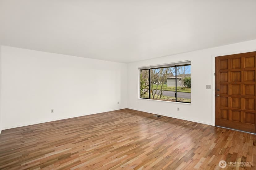 Property photo for 616 S 25th Street, Renton photo 8