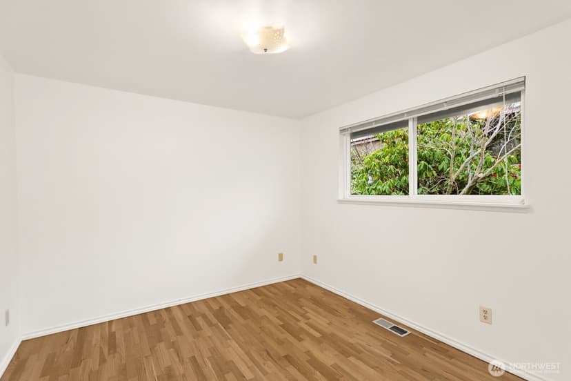 Property photo for 616 S 25th Street, Renton photo 24