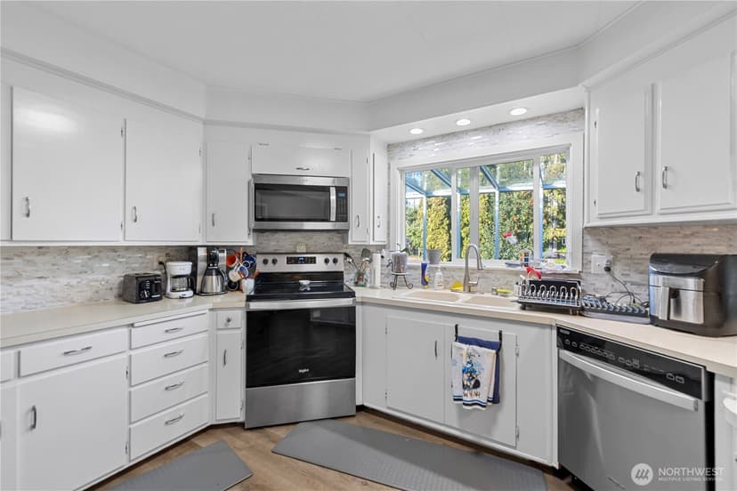 Property photo for 5220 176 Street SW #76, Lynnwood photo 5