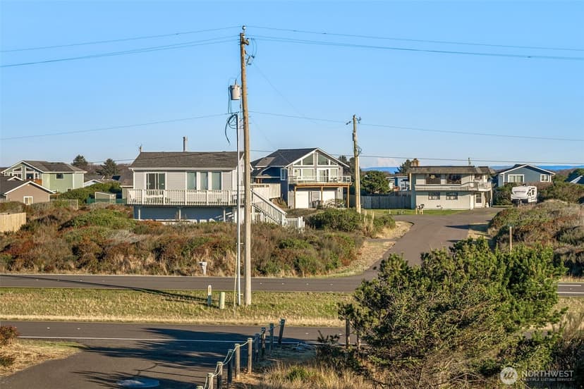 Property photo for 1189 Ocean Shores Boulevard, Ocean Shores photo 36
