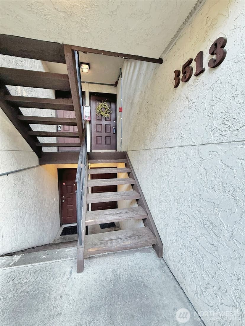 Property photo for 3513 S 160th Street #B4, SeaTac photo 29