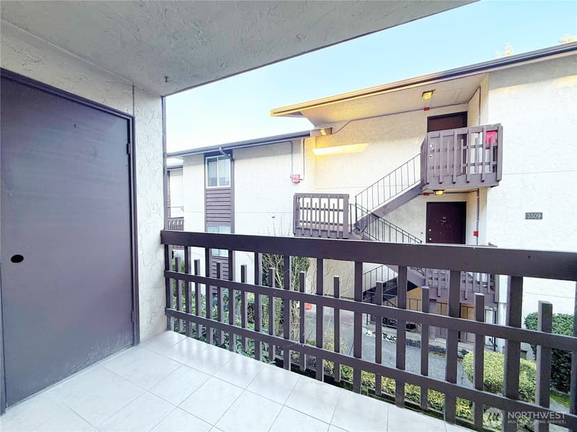 Property photo for 3513 S 160th Street #B4, SeaTac photo 26