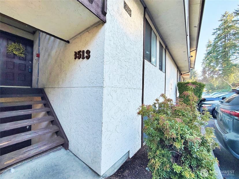 Property photo for 3513 S 160th Street #B4, SeaTac photo 30