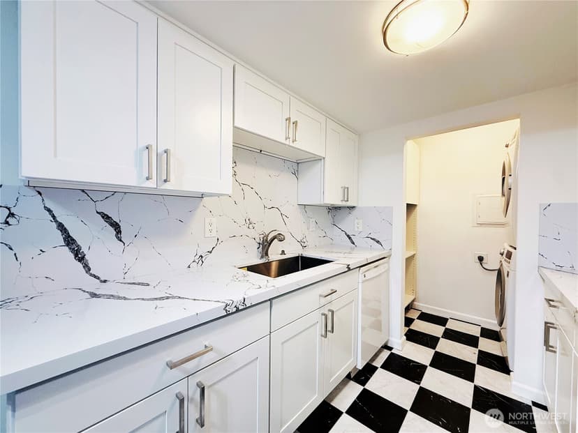 Property photo for 3513 S 160th Street #B4, SeaTac photo 13