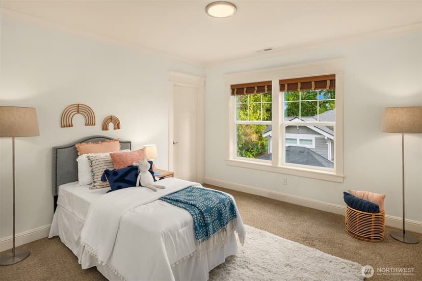 Property photo for 9942 SE 39th Street, Mercer Island photo 20