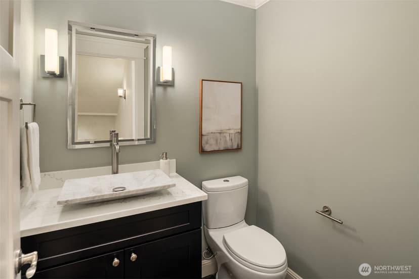 Property photo for 9942 SE 39th Street, Mercer Island photo 14