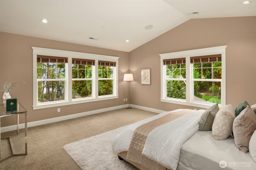 Property photo for 9942 SE 39th Street, Mercer Island photo 17