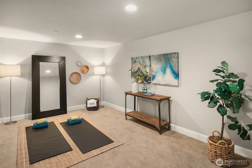Property photo for 9942 SE 39th Street, Mercer Island photo 31