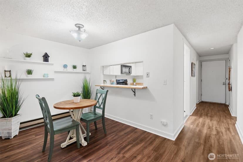 Property photo for 2509 NE 4th Street #316, Renton photo 9