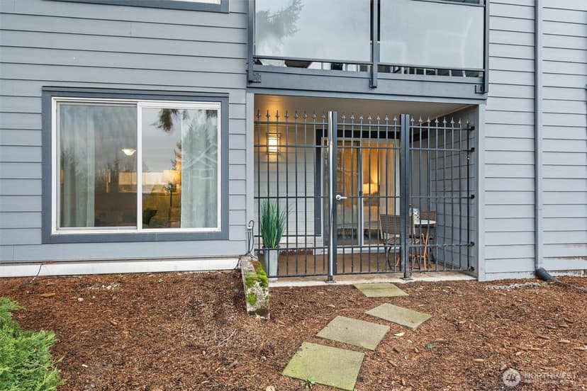 Property photo for 2509 NE 4th Street #316, Renton photo 22