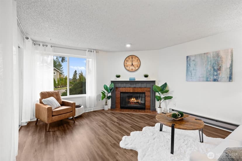 Property photo for 2509 NE 4th Street #316, Renton photo 6