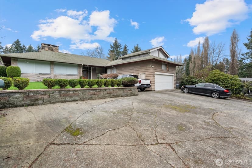 Property photo for 16545 Des Moines Memorial Drive S, Burien photo 18
