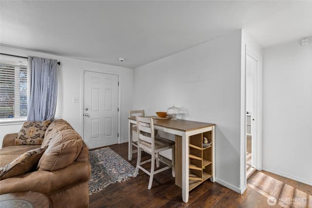 Property photo for 4503 Yew Lane SW, Lakewood photo 4