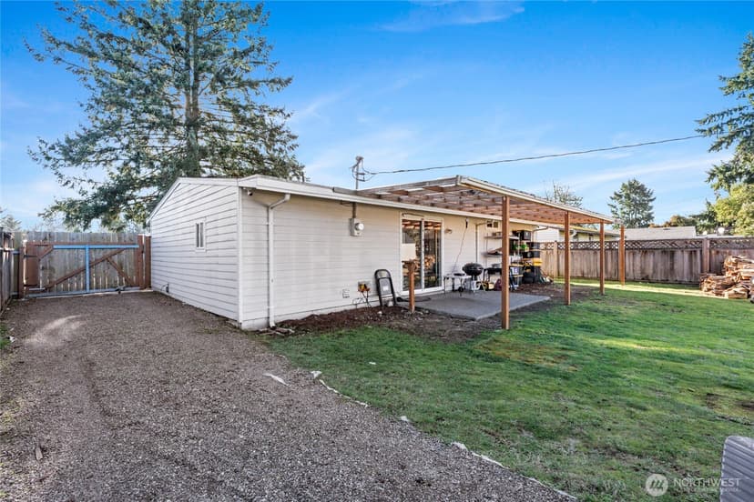 Property photo for 4503 Yew Lane SW, Lakewood photo 29