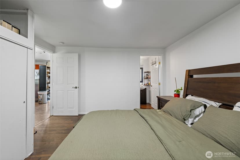 Property photo for 4503 Yew Lane SW, Lakewood photo 26