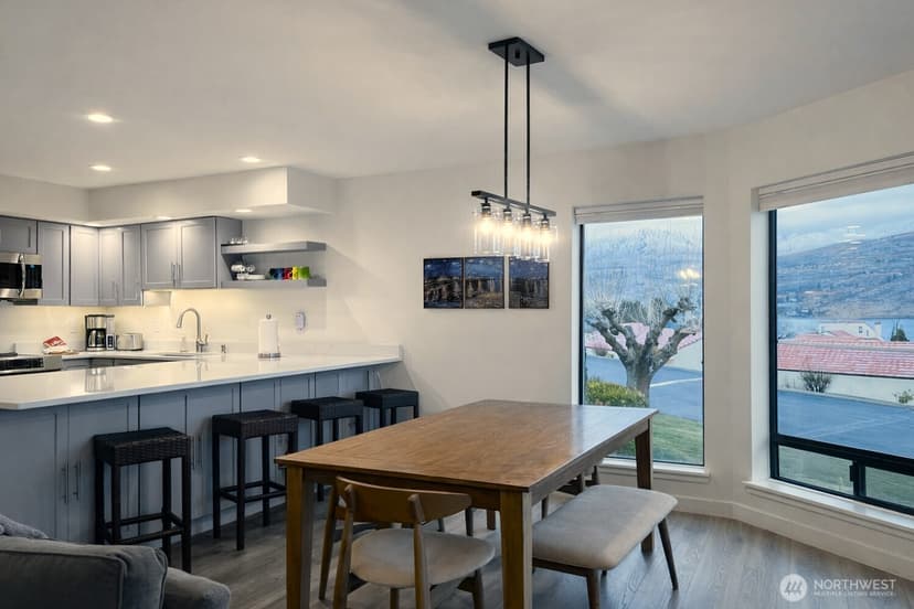 Property photo for 100 Lake Chelan Shores Drive #19-2, Chelan photo 8