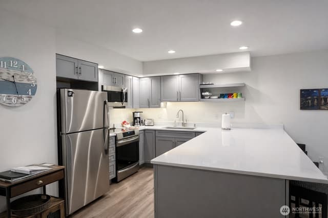 Property photo for 100 Lake Chelan Shores Drive #19-2, Chelan photo 5