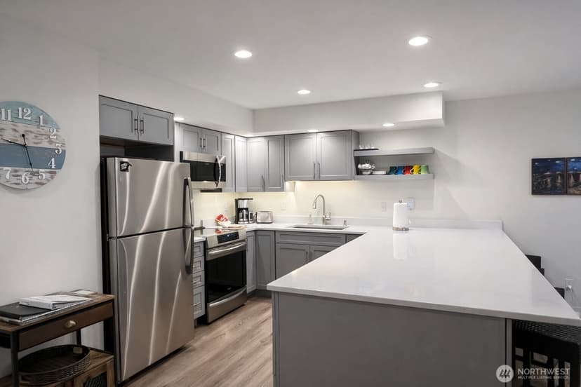 Property photo for 100 Lake Chelan Shores Drive #19-2, Chelan photo 5