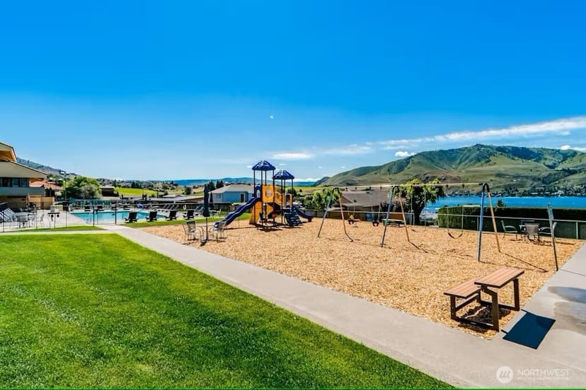 Property photo for 100 Lake Chelan Shores Drive #19-2, Chelan photo 33