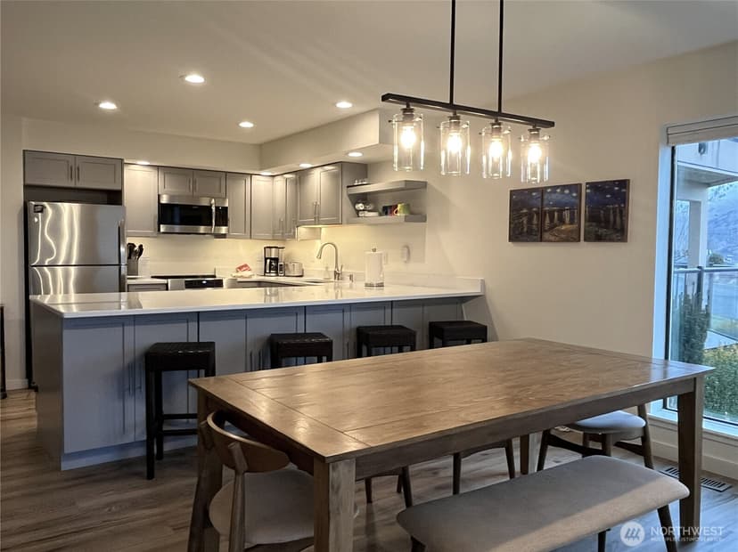 Property photo for 100 Lake Chelan Shores Drive #19-2, Chelan photo 7